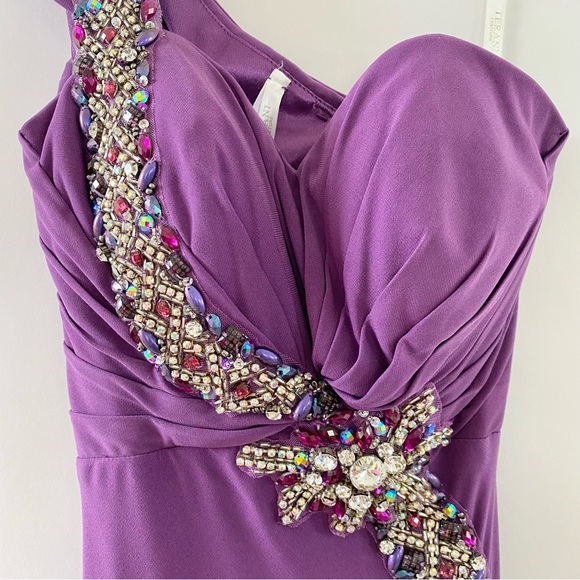 Terani Couture One Shoulder Rhinestone Beaded Formal Maxi Gown Dress Purple 0 - Picture 3 of 16